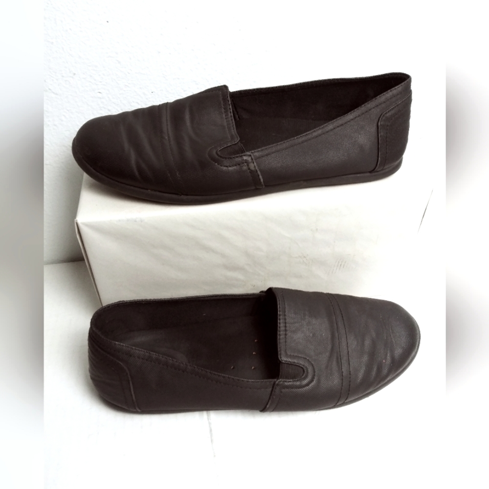 SafeTStep Canvas Non - Slip shoes Flats Work Shoes Women's Size 9.5 Black